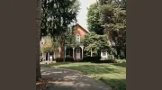 Scarlet Oaks Estate